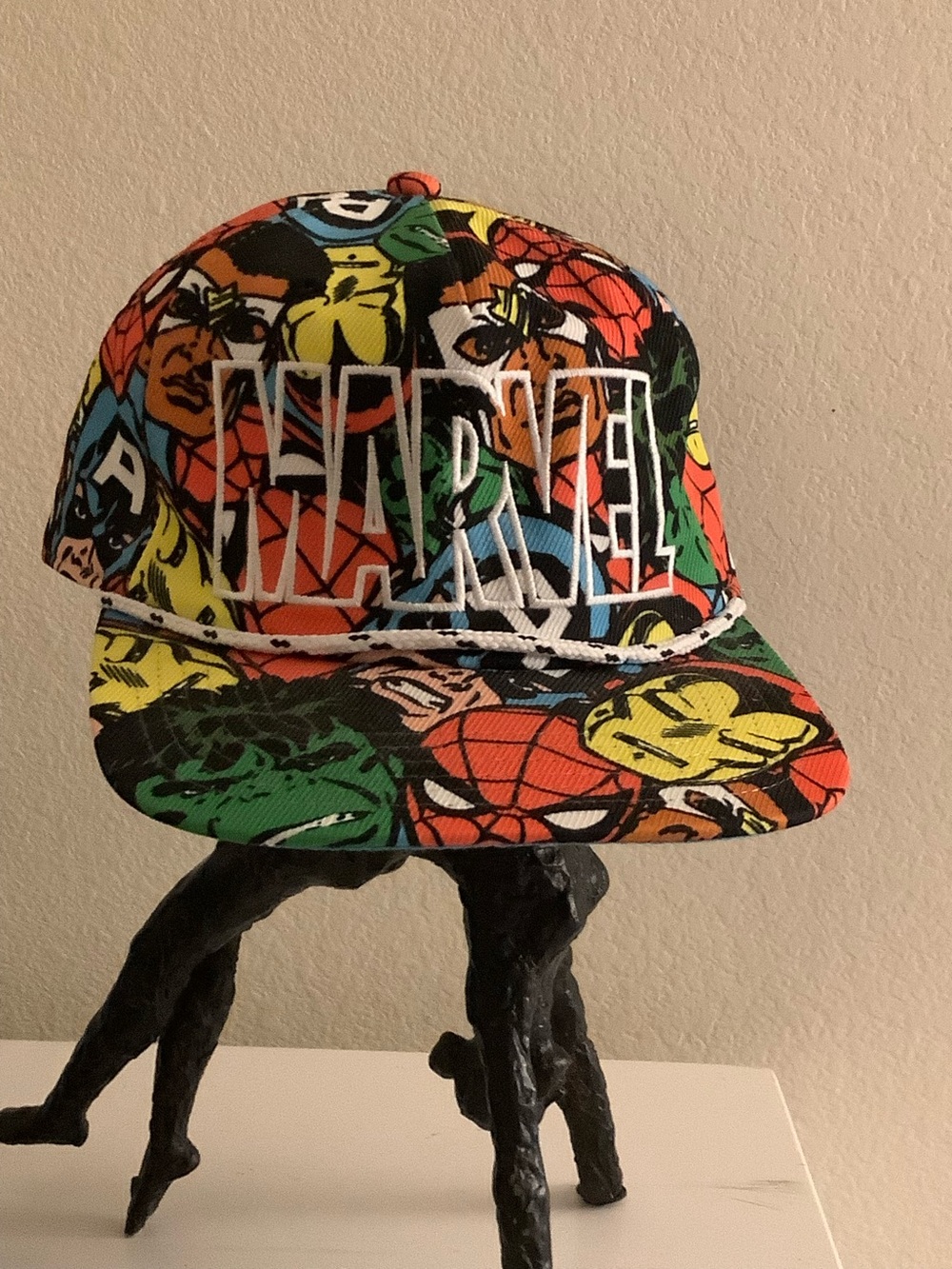 Marvel Original SnapBack NWOT